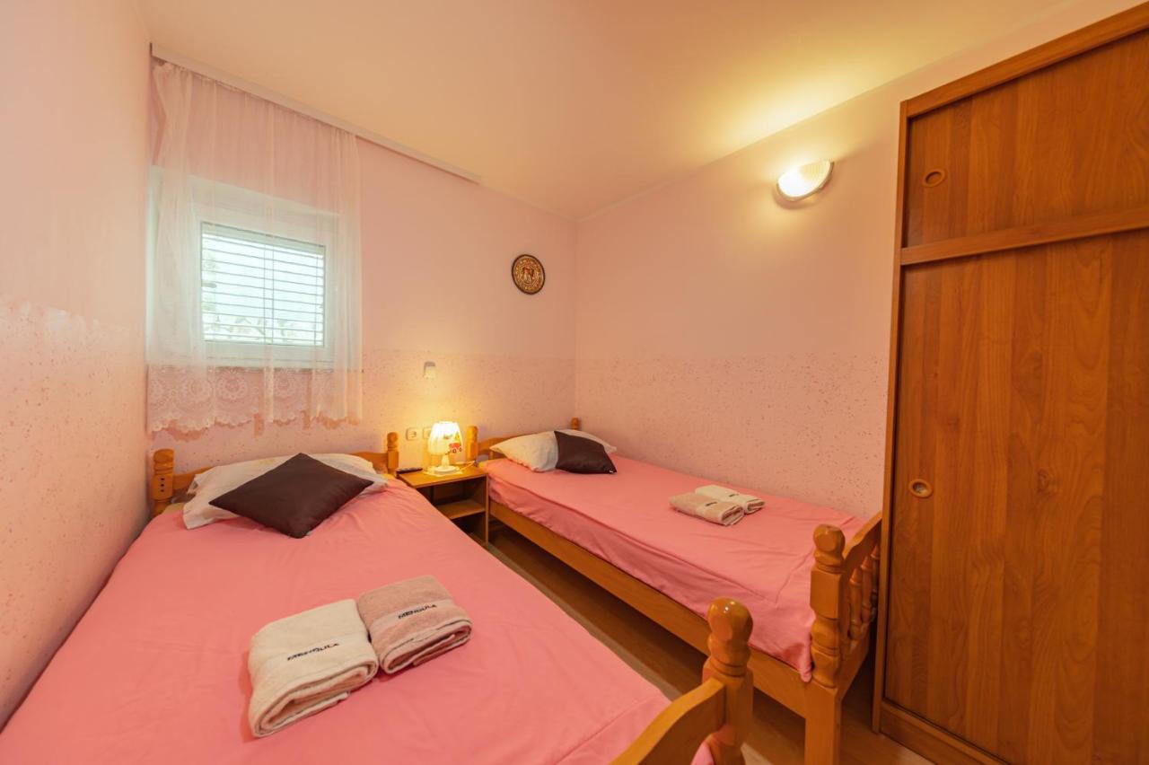 Apartmens Mendula Apartment Senj  Ngoại thất bức ảnh