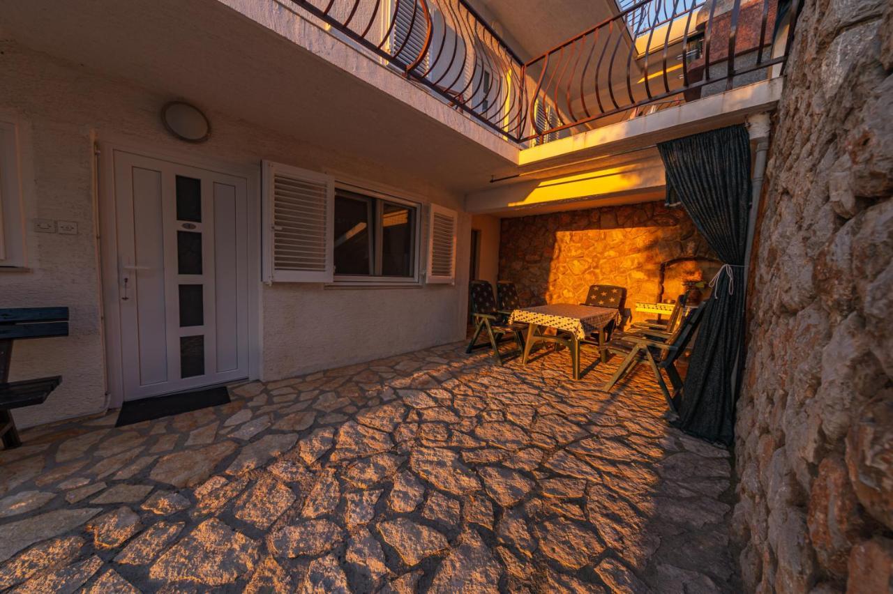 Apartmens Mendula Apartment Senj  Ngoại thất bức ảnh